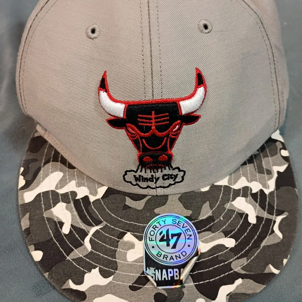 47 Brand Chicago Bulls Windy City Snapback Hat Grey Camo NBA Hardwood Classics